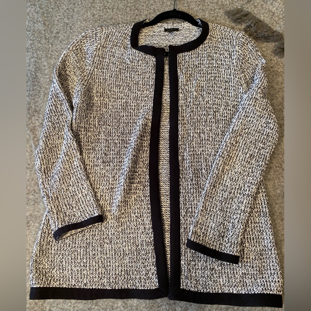 Ann Taylor Factory Black and White Open Cardigan Sweater Size Medium